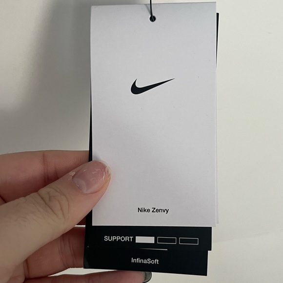 Nike Zenvy Womens Sports Bra Size Medium - Picture 3 of 6